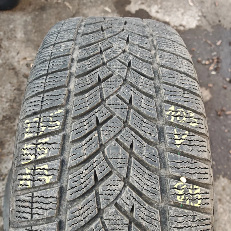 Goodyear Ultragrip Performance +