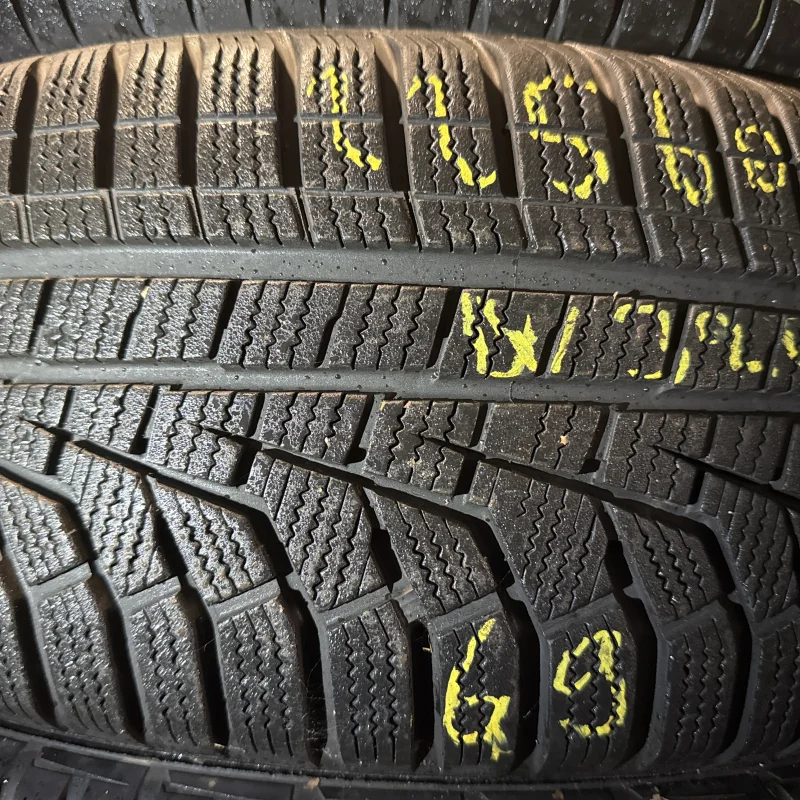 Hankook W320